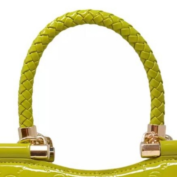 Bebe Sea Grass Dana Monogram Top Handle Crossbody NWT - Picture 4 of 5